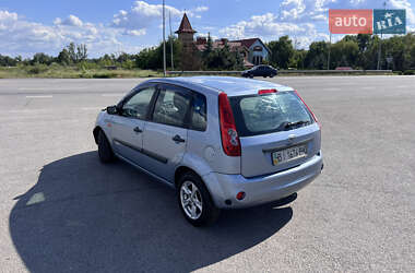 Хэтчбек Ford Fiesta 2006 в 