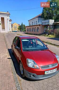 Хэтчбек Ford Fiesta 2008 в Ужгороде