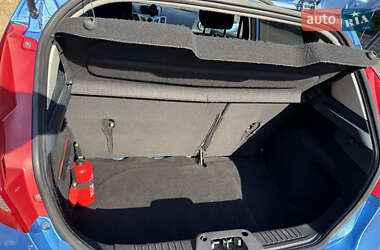 Хэтчбек Ford Fiesta 2011 в 