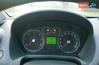 Хэтчбек Ford Fiesta 2007 в 