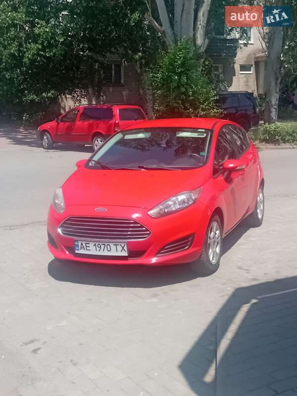 Хэтчбек Ford Fiesta 2013 в Кривом Роге