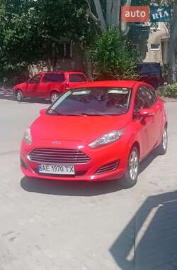Хэтчбек Ford Fiesta 2013 в 