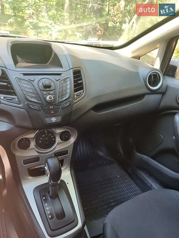 Седан Ford Fiesta 2017 в Полтаве