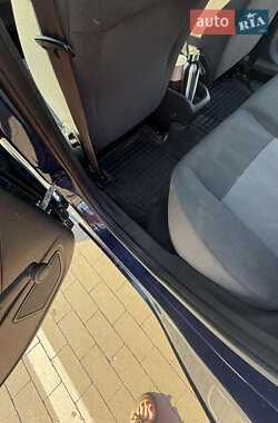 Хэтчбек Ford Fiesta 2013 в 