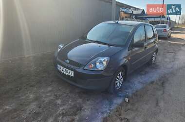 Хетчбек Ford Fiesta 2007 в Чернігові