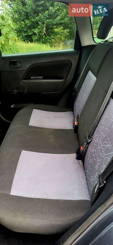 Хетчбек Ford Fiesta 2008 в Львові