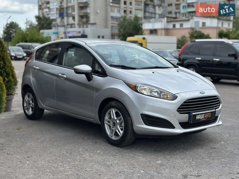Седан Ford Fiesta 2019 в Шептицькому