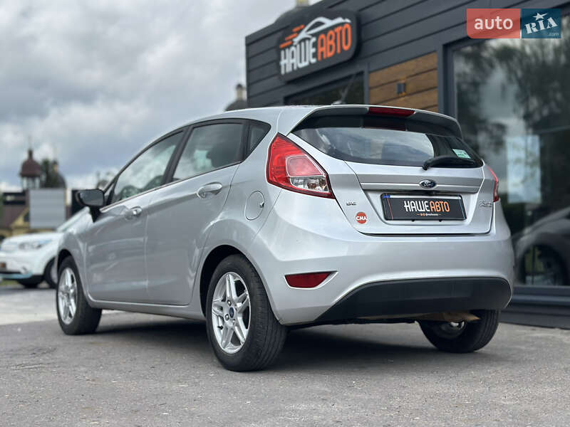 Седан Ford Fiesta 2019 в Шептицькому