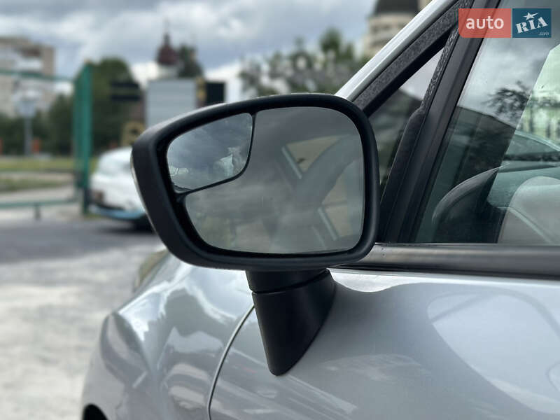 Седан Ford Fiesta 2019 в Шептицькому