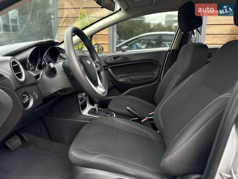 Седан Ford Fiesta 2019 в Шептицькому