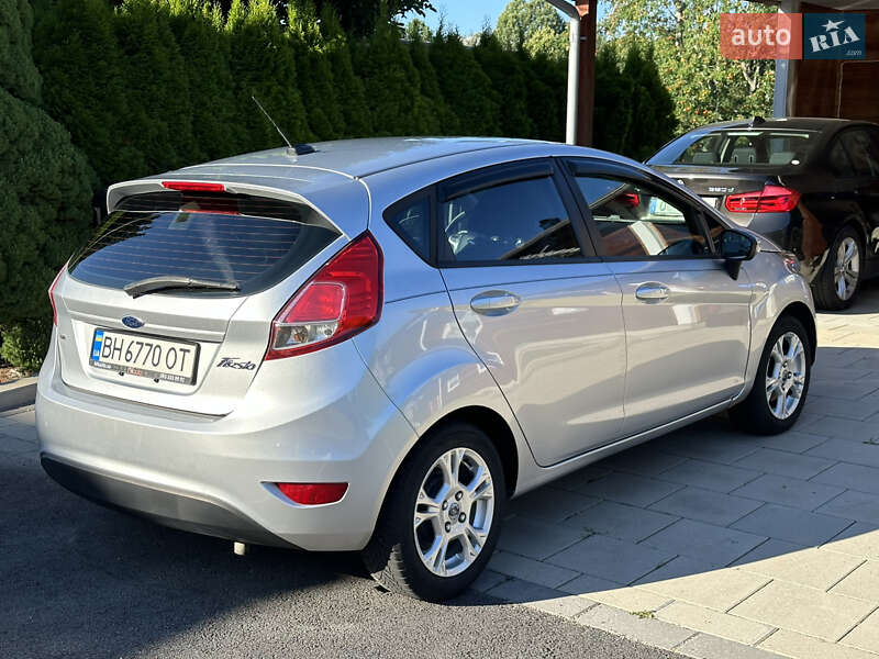 Хэтчбек Ford Fiesta 2013 в Николаеве
