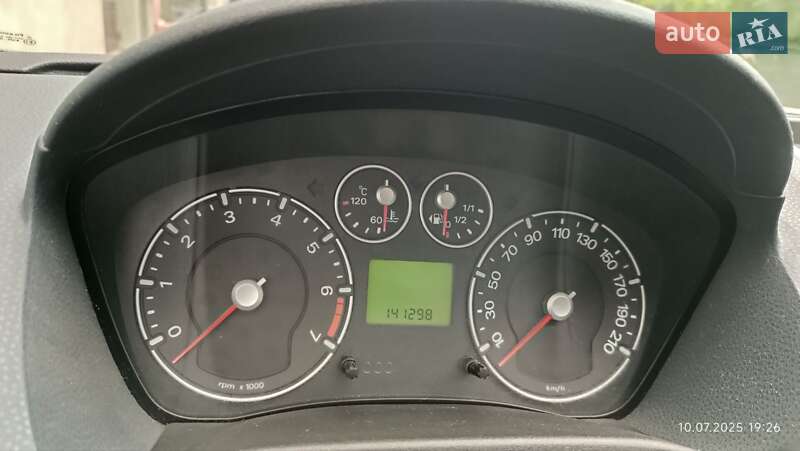 Хэтчбек Ford Fiesta 2005 в Тлумаче