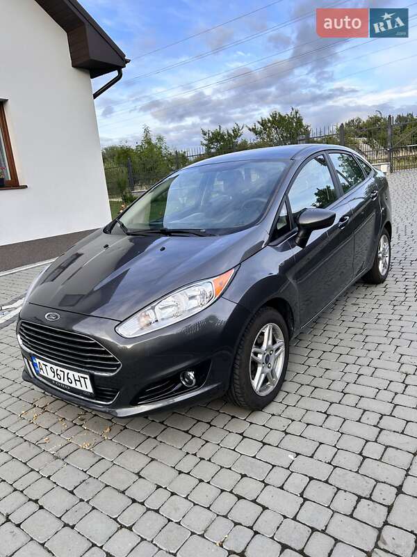 Седан Ford Fiesta 2018 в 