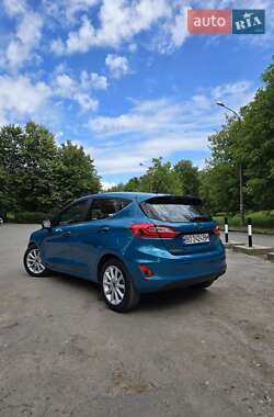 Хэтчбек Ford Fiesta 2018 в 