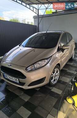 Хэтчбек Ford Fiesta 2017 в 