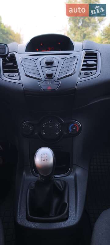 Хэтчбек Ford Fiesta 2012 в Харькове