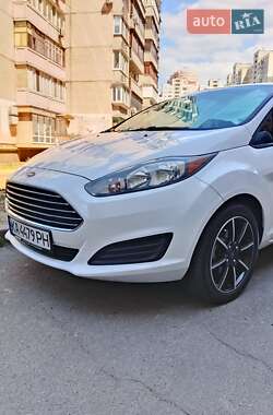 Седан Ford Fiesta 2018 в Киеве