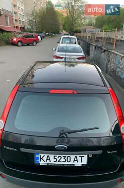 Хэтчбек Ford Fiesta 2007 в 