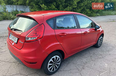 Хэтчбек Ford Fiesta 2010 в 