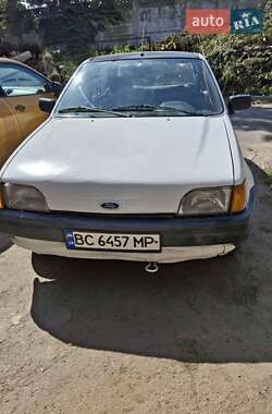 Хэтчбек Ford Fiesta 1990 в 