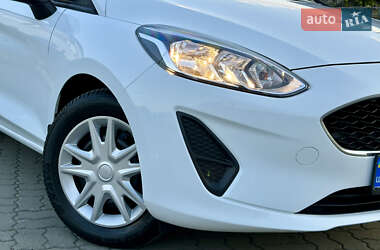 Хэтчбек Ford Fiesta 2018 в 