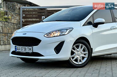 Хэтчбек Ford Fiesta 2018 в 