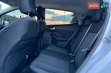 Хэтчбек Ford Fiesta 2018 в 