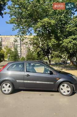 Хэтчбек Ford Fiesta 2006 в Днепре