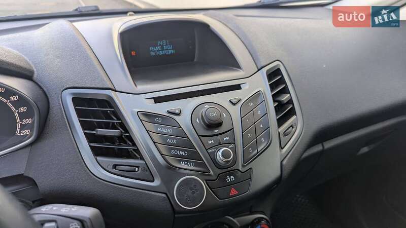 Хэтчбек Ford Fiesta 2013 в Киеве