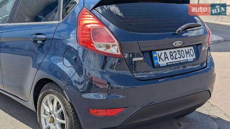 Хэтчбек Ford Fiesta 2013 в Киеве