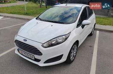 Хэтчбек Ford Fiesta 2013 в 