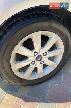 Хэтчбек Ford Fiesta 2011 в 
