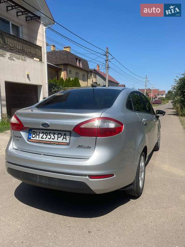 Седан Ford Fiesta 2014 в Одессе