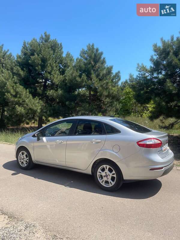 Седан Ford Fiesta 2014 в Одессе