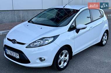 Хэтчбек Ford Fiesta 2012 в Киеве