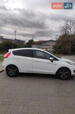 Хэтчбек Ford Fiesta 2013 в Львове
