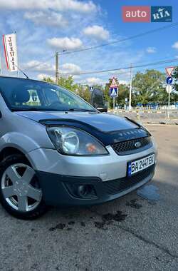 Хетчбек Ford Fiesta 2008 в 