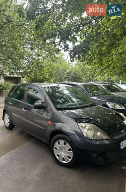 Хэтчбек Ford Fiesta 2008 в 