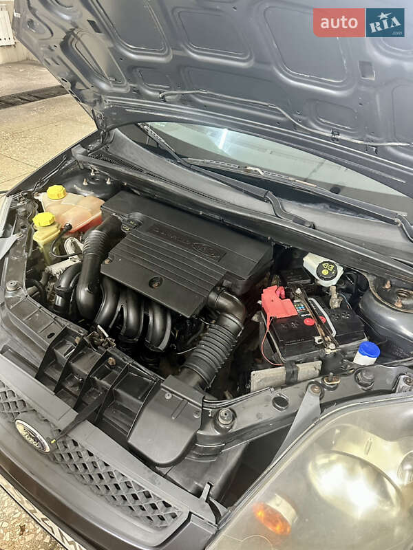 Хетчбек Ford Fiesta 2008 в Харкові