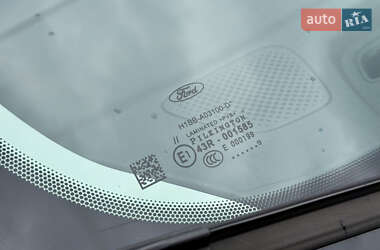 Хэтчбек Ford Fiesta 2019 в 
