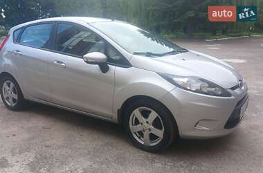 Хетчбек Ford Fiesta 2010 в Тернополі