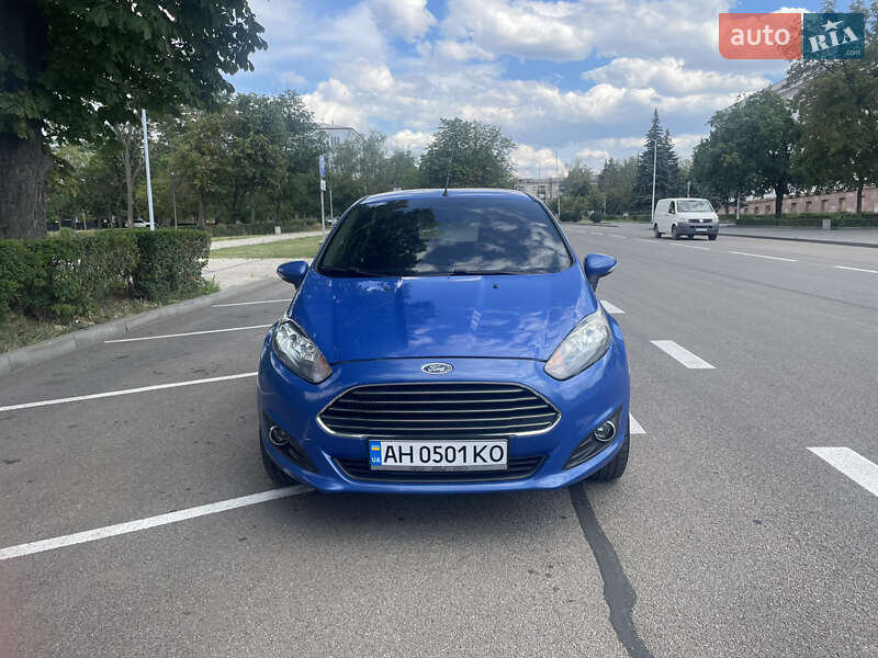 Хэтчбек Ford Fiesta 2013 в Днепре фото 2 Хэтчбек Ford Fiesta 2013 в Днепре