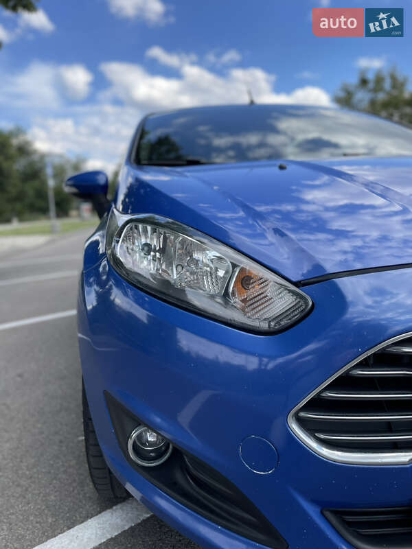 Хэтчбек Ford Fiesta 2013 в Днепре фото 7 Хэтчбек Ford Fiesta 2013 в Днепре