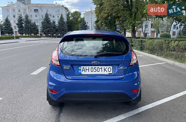 Хэтчбек Ford Fiesta 2013 в 