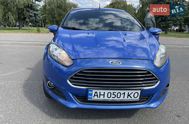 Хэтчбек Ford Fiesta 2013 в 
