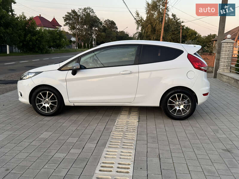 Хэтчбек Ford Fiesta 2009 в Новоселице фото 5 Хэтчбек Ford Fiesta 2009 в Новоселице