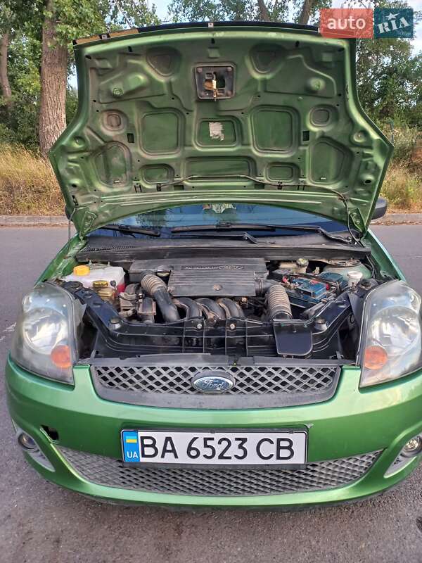 Хетчбек Ford Fiesta 2007 в Кропивницькому