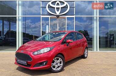 Хетчбек Ford Fiesta 2015 в Києві