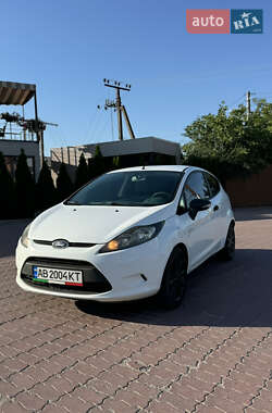 Хэтчбек Ford Fiesta 2010 в 