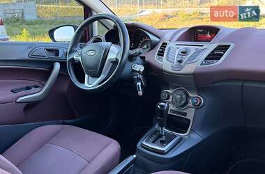 Хэтчбек Ford Fiesta 2010 в 